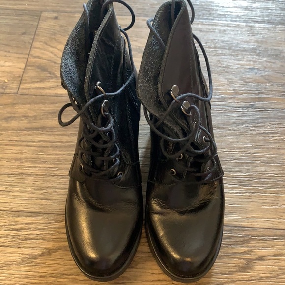 ASOS DESIGN heeled lace up boots in black leather - Picture 3 of 5